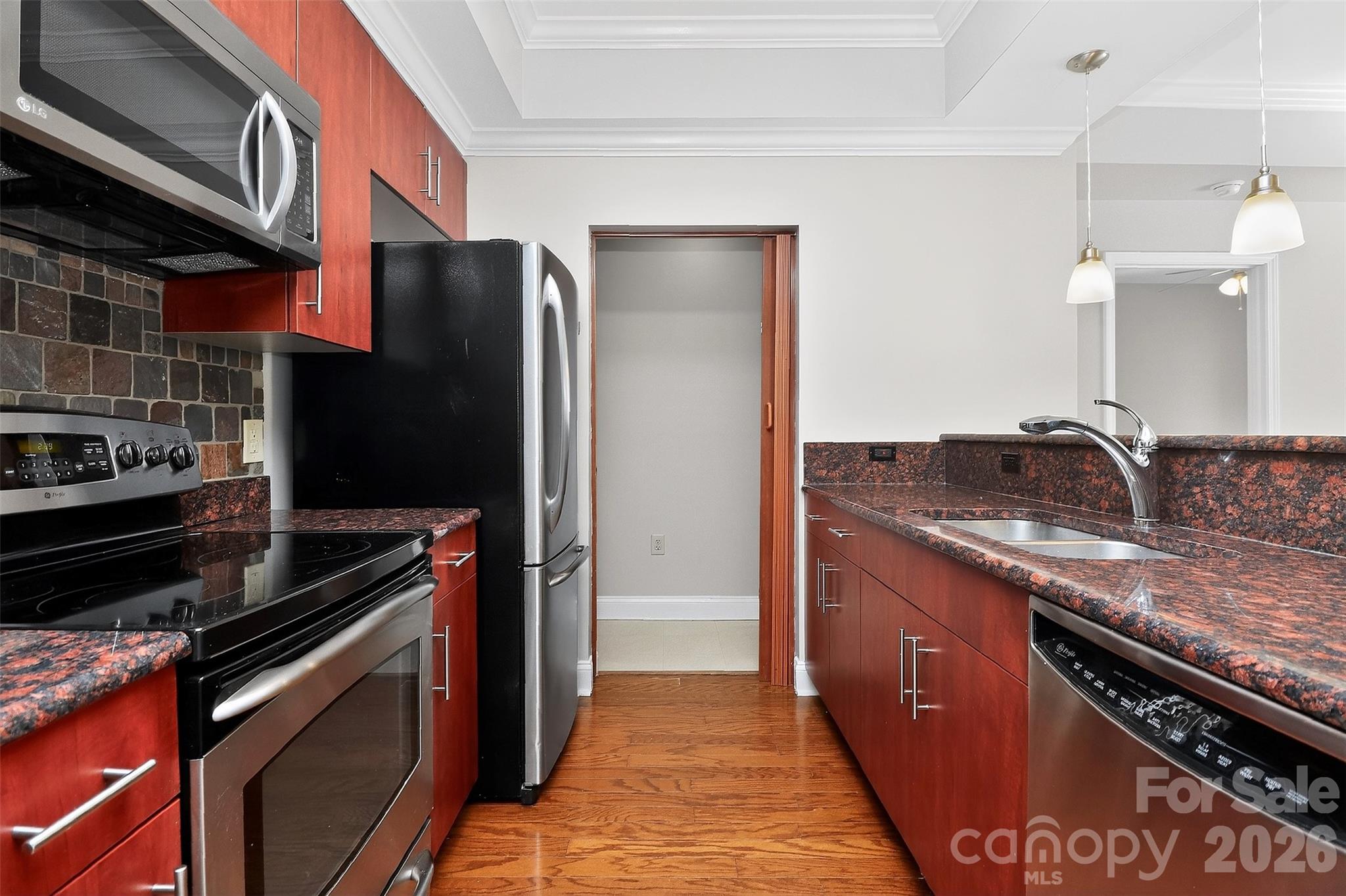 300 W 5th Street W Charlotte NC 28202