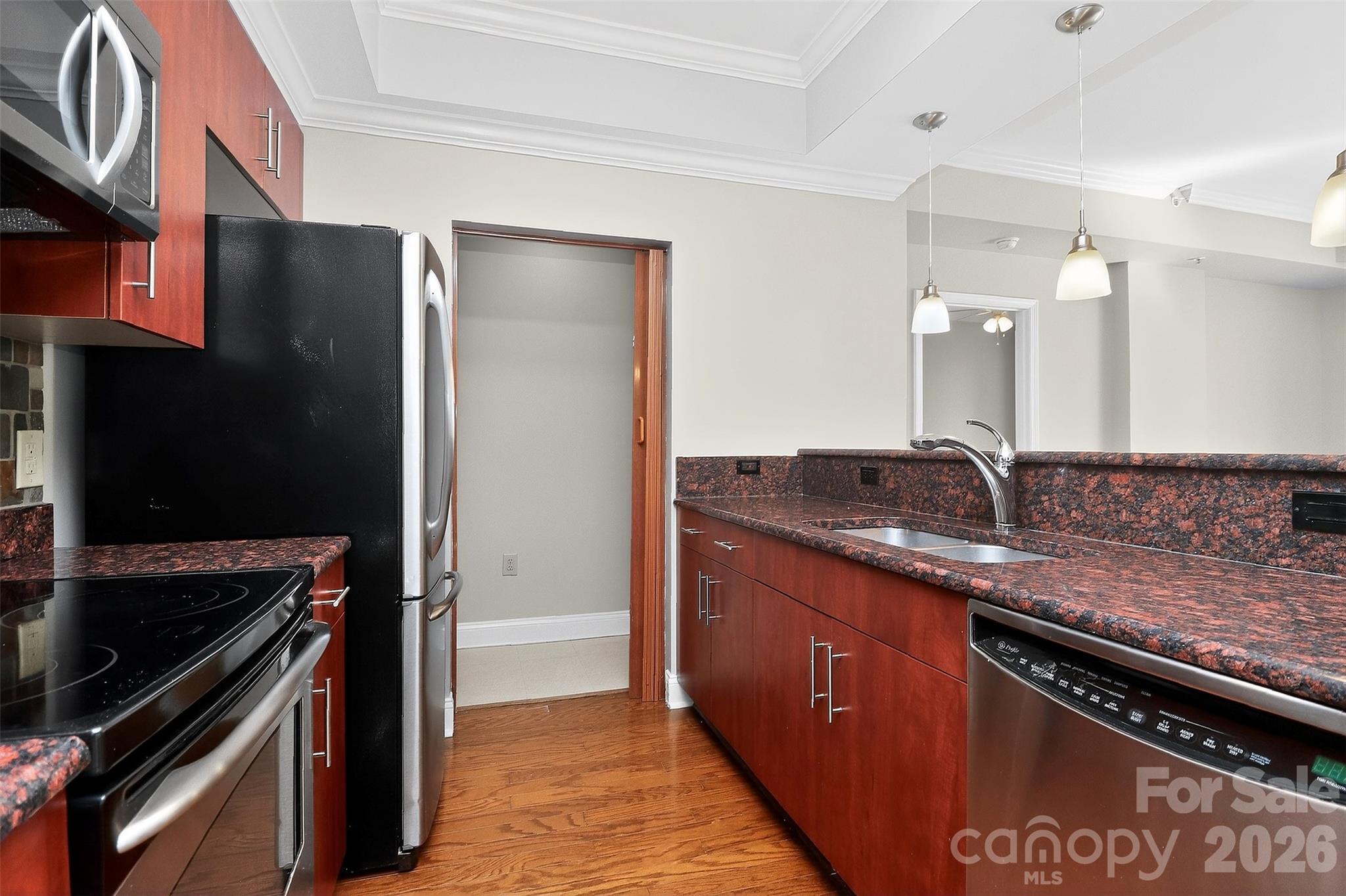 300 W 5th Street W Charlotte NC 28202