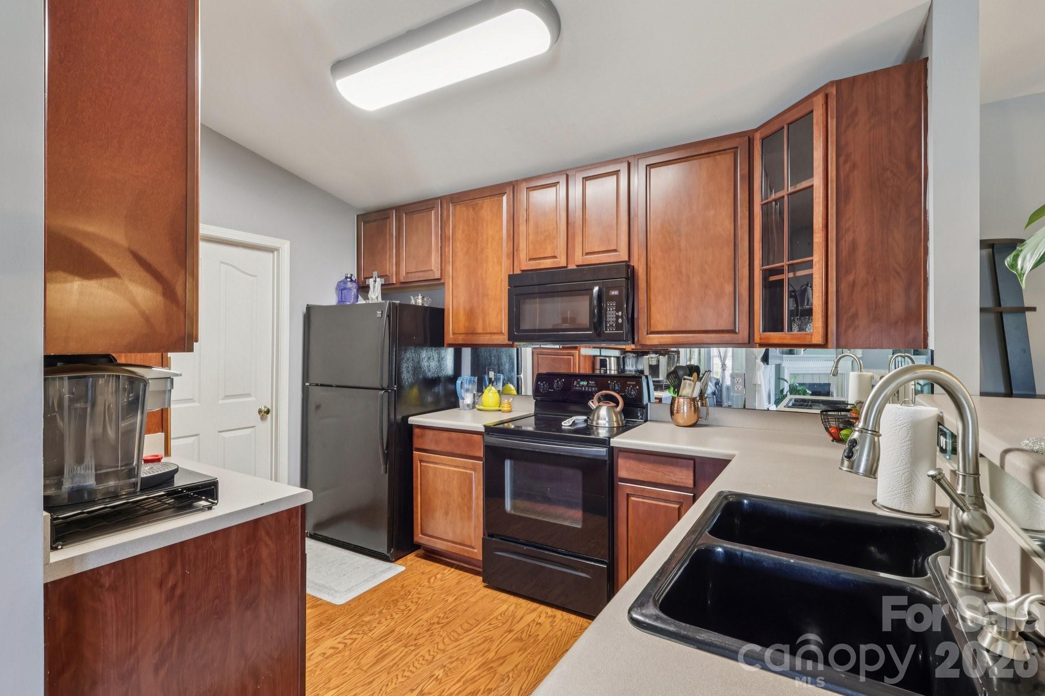 10742 Hill Point Court Charlotte NC 28262
