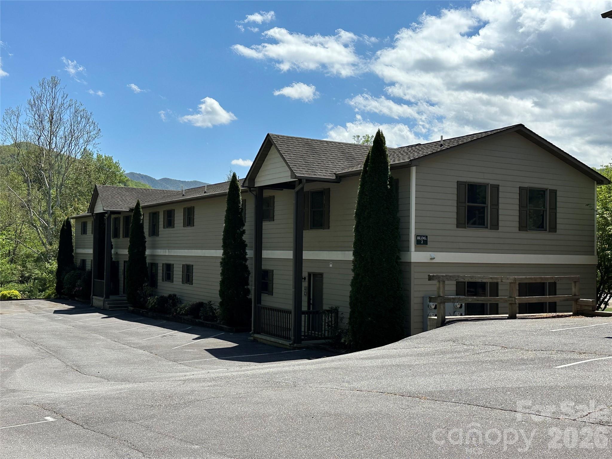 11014 Nc 80 Highway S Burnsville NC 28714