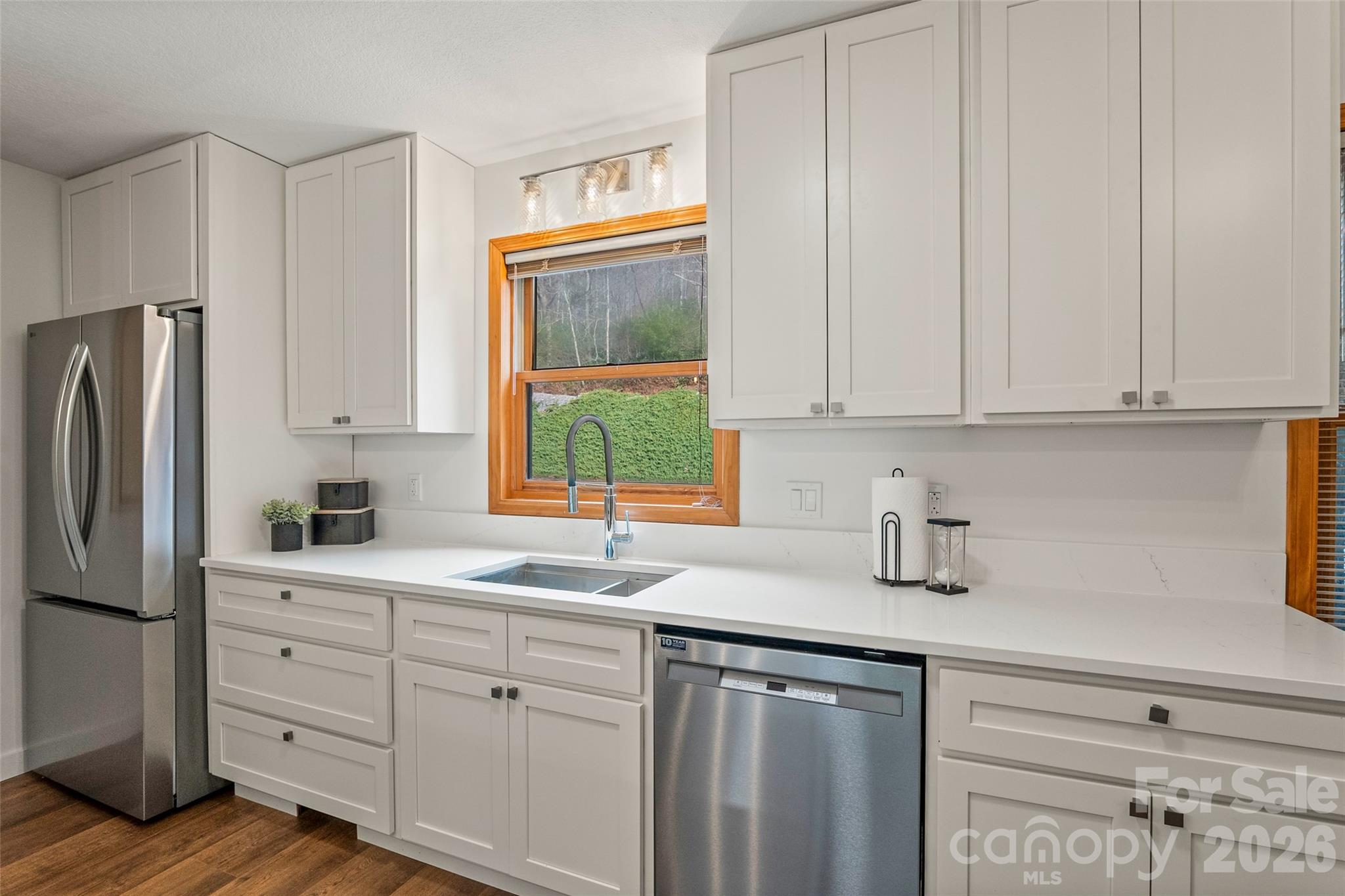 11014 Nc 80 Highway S Burnsville NC 28714