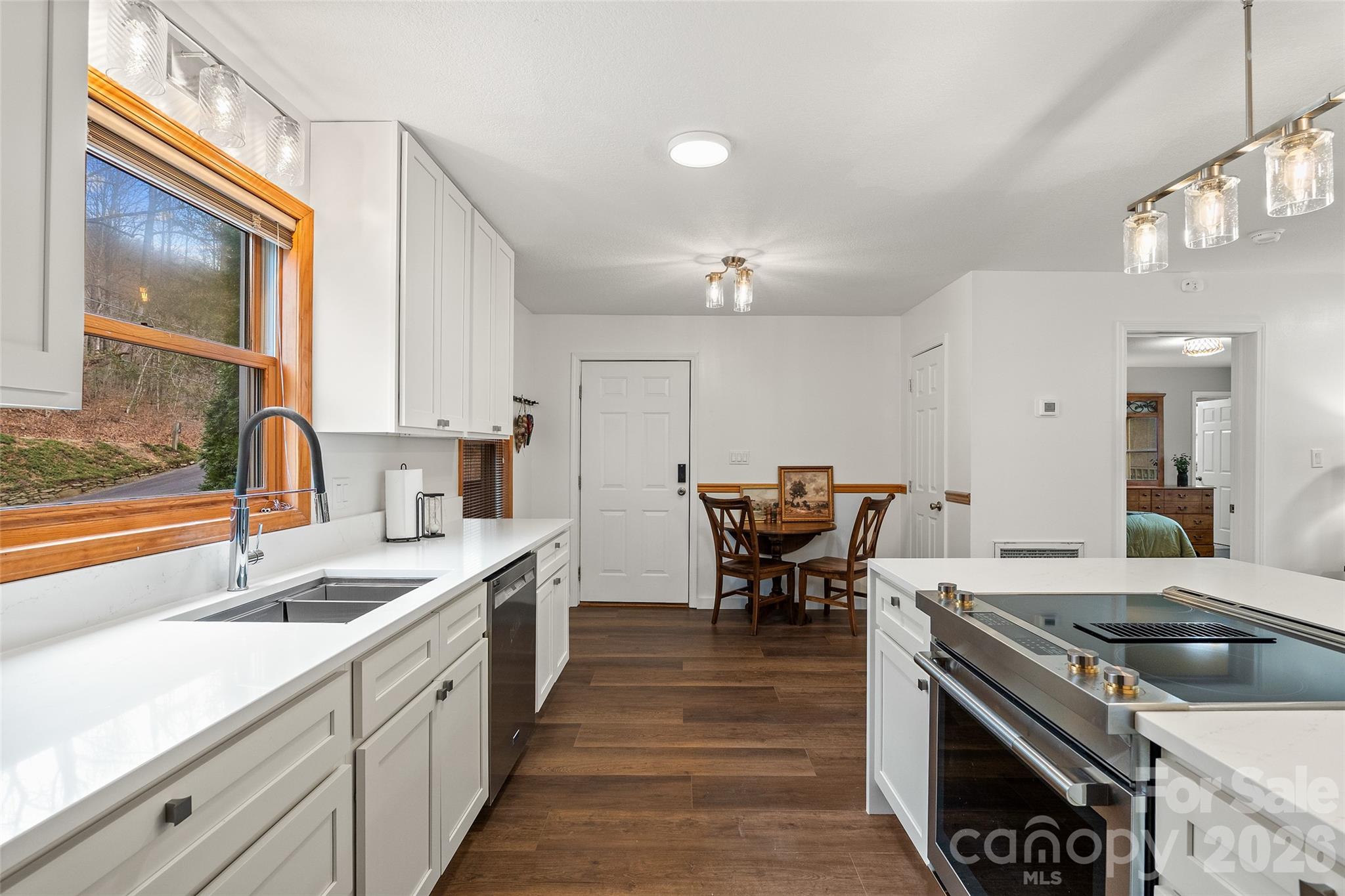 11014 Nc 80 Highway S Burnsville NC 28714