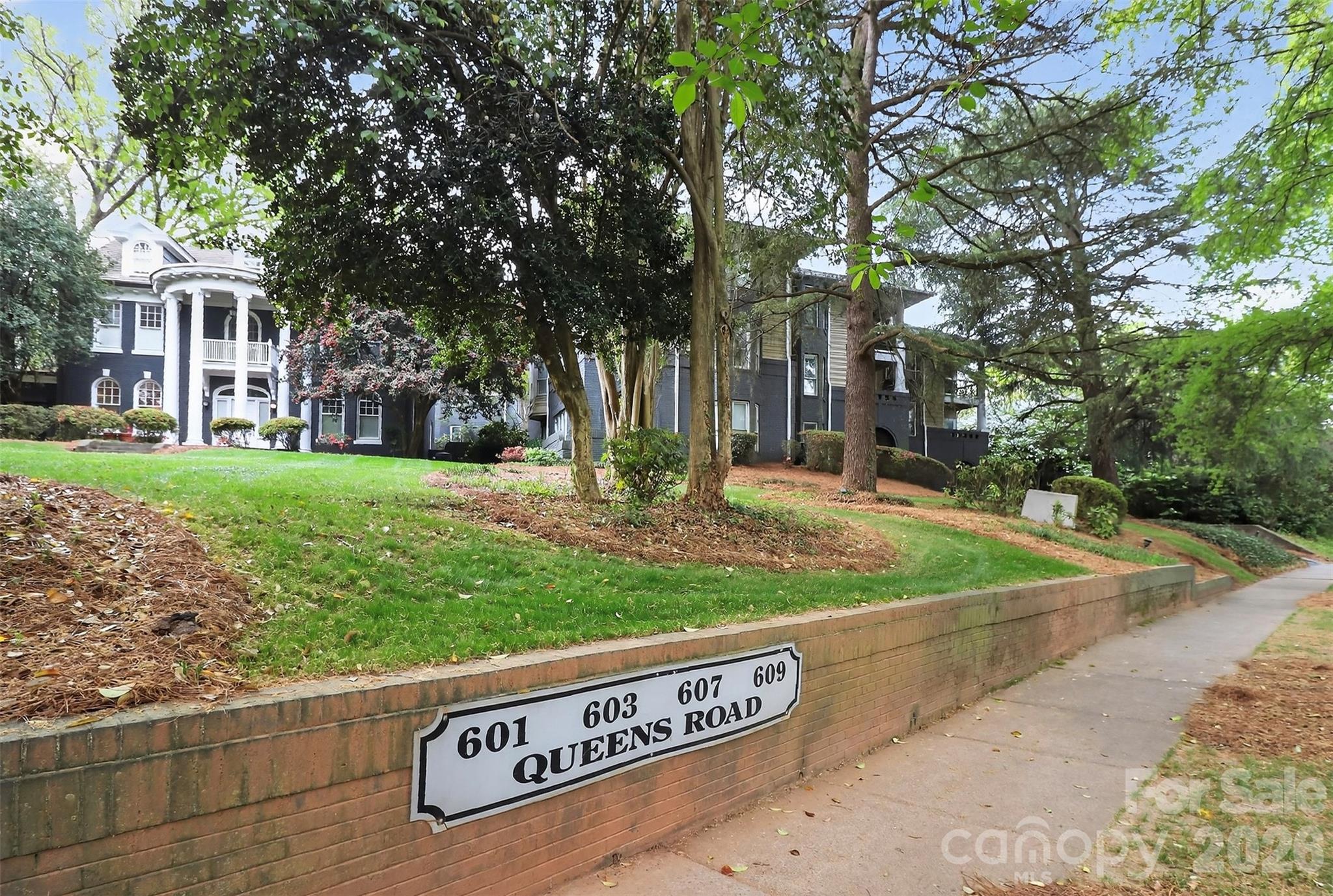 603 Queens Road Charlotte NC 28207