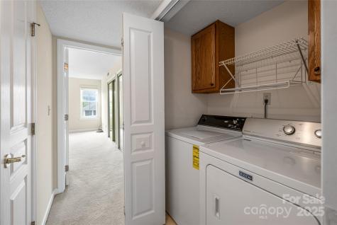 4805 Breakers Lane Asheville NC 28806