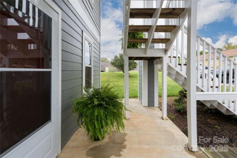 4805 Breakers Lane Asheville NC 28806