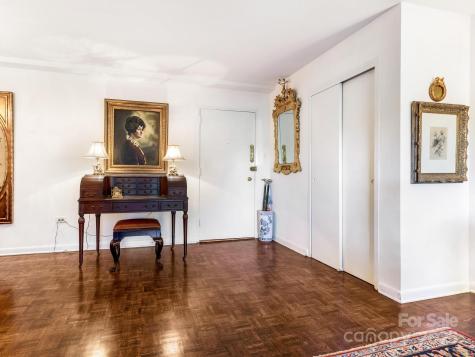 1300 Queens Road Charlotte NC 28207