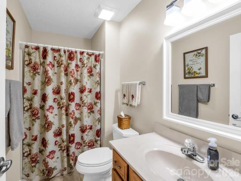53 Barn Owl Way Hendersonville NC 28792