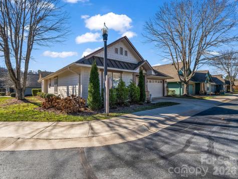 53 Barn Owl Way Hendersonville NC 28792