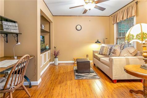 8311 Meadow Lakes Drive Charlotte NC 28210