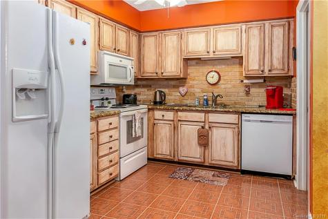 8311 Meadow Lakes Drive Charlotte NC 28210