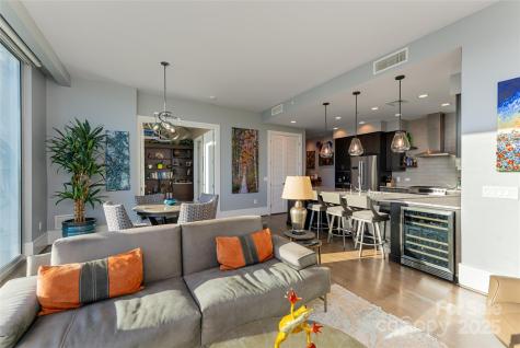 7 Patton Avenue Asheville NC 28801