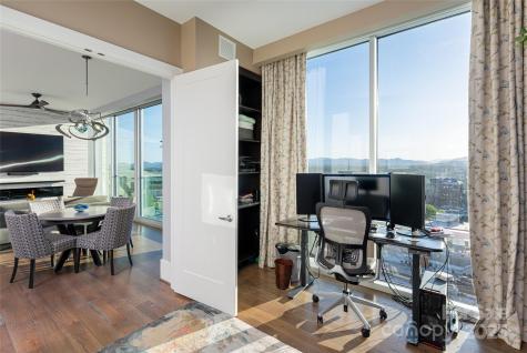 7 Patton Avenue Asheville NC 28801