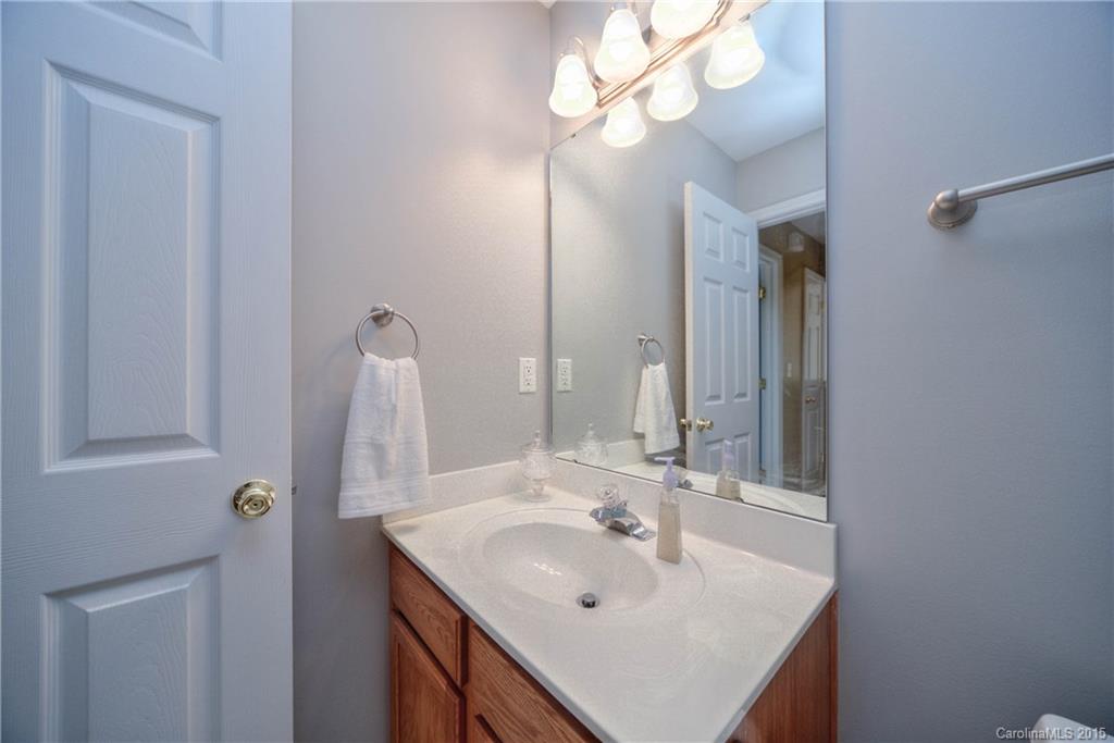 7547 Pilot Cove Court Denver NC 28037