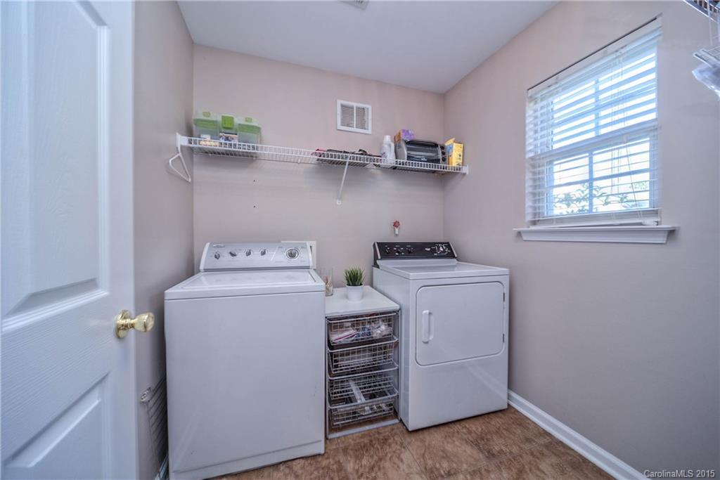 7547 Pilot Cove Court Denver NC 28037