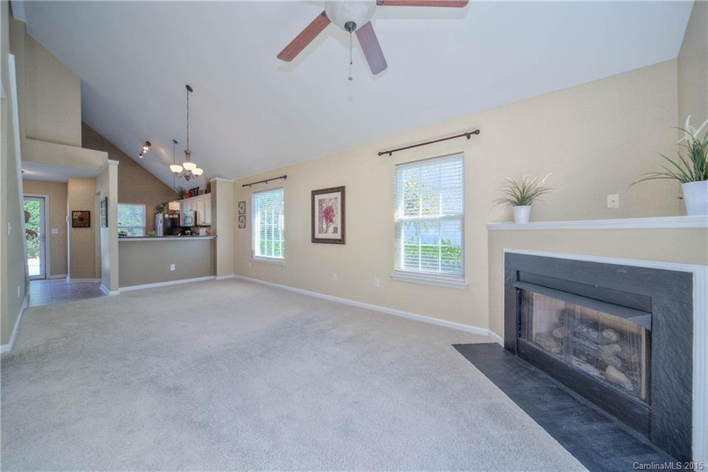 7547 Pilot Cove Court Denver NC 28037