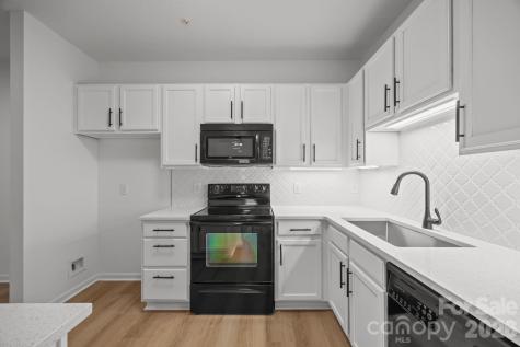 176 Brickton Village Circle Fletcher NC 28732