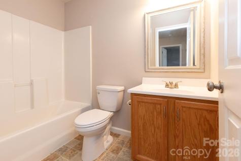 30 Chesire Way Fletcher NC 28732