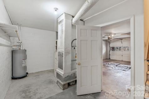 239 13th Avenue Place NW Hickory NC 28601
