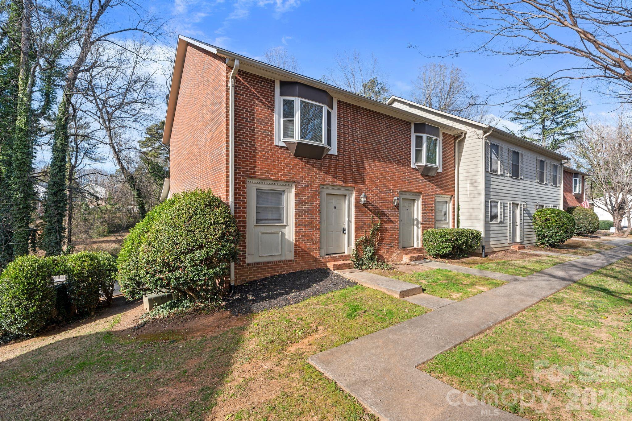 239 13th Avenue Place NW Hickory NC 28601
