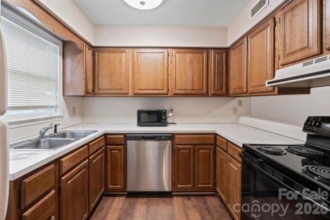 239 13th Avenue Place NW Hickory NC 28601