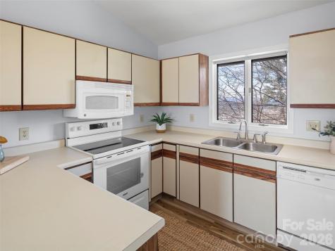 432 Windswept Drive Asheville NC 28801