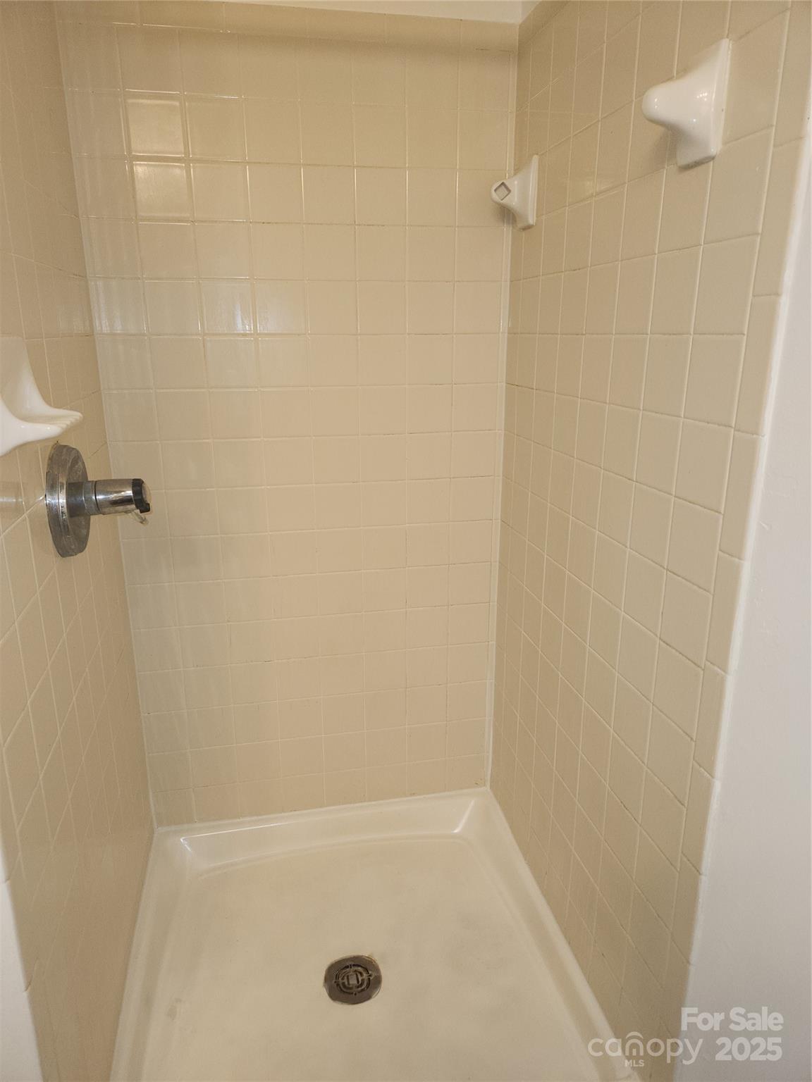 1614-H Arlyn Circle Charlotte NC 28213