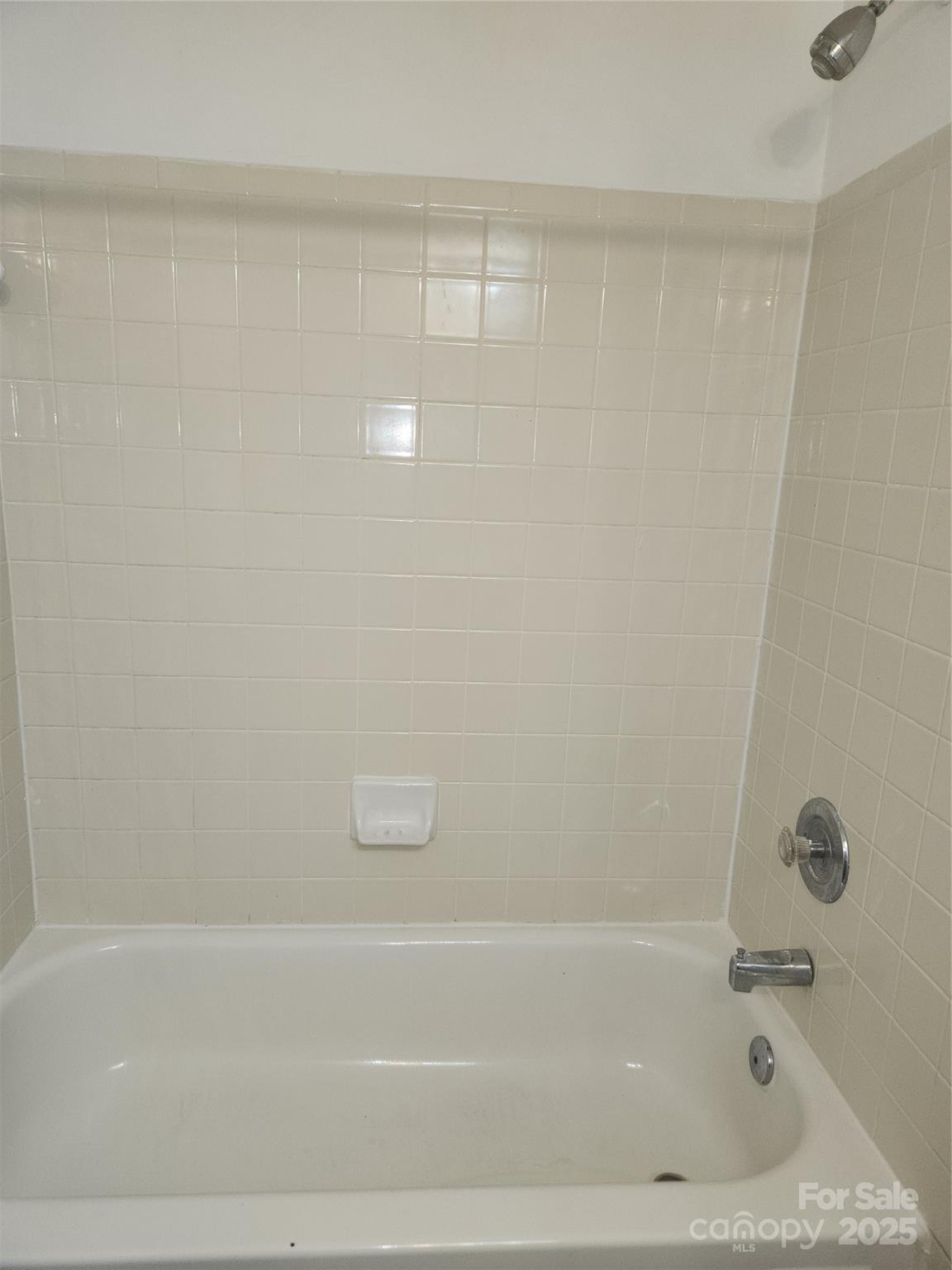 1614-H Arlyn Circle Charlotte NC 28213