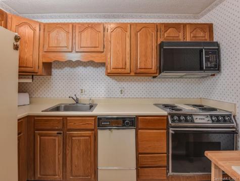 647 Town Mountain Road Asheville NC 28804