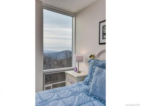 647 Town Mountain Road Asheville NC 28804