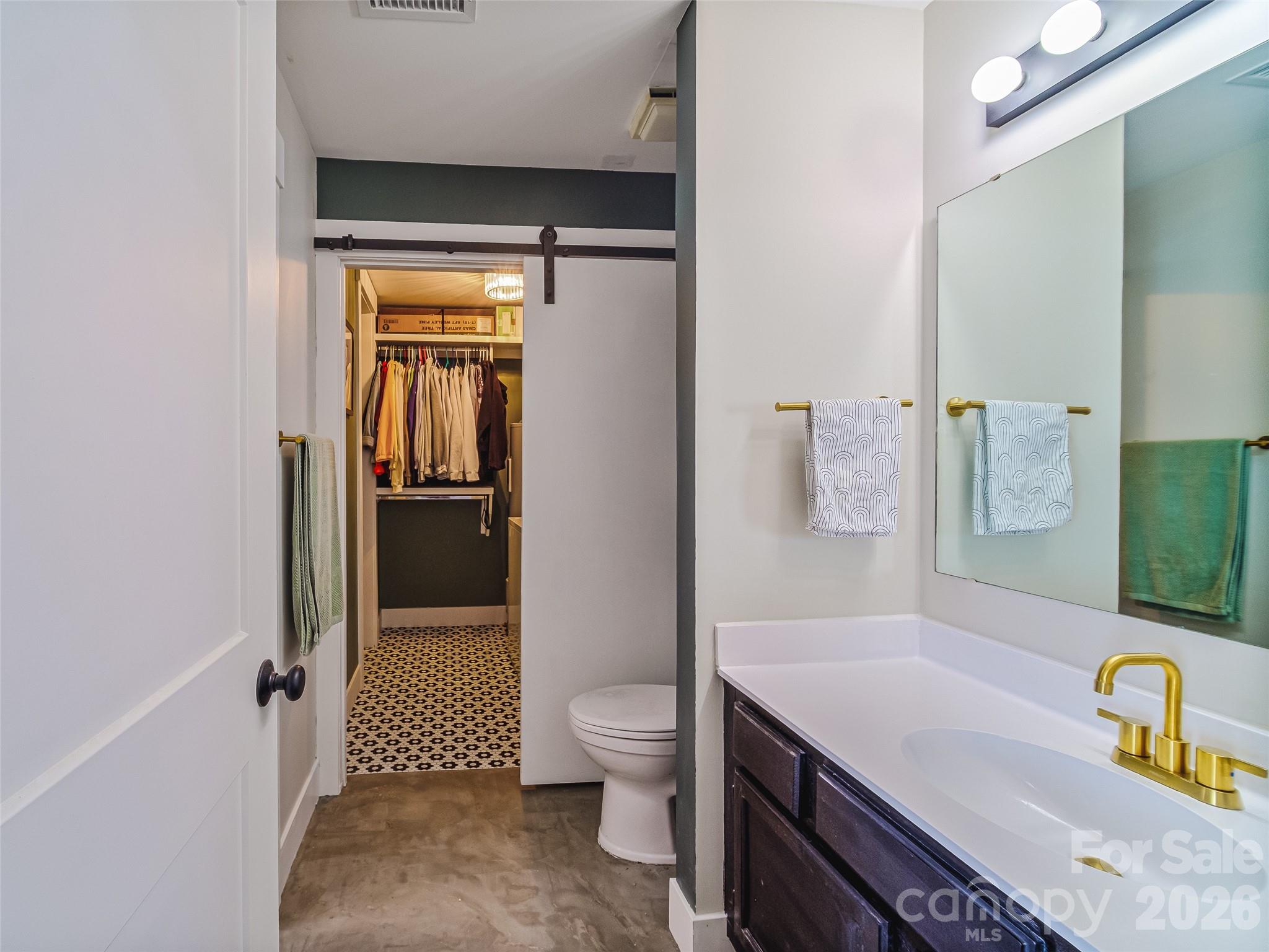 3300 Selwyn Farms Lane Charlotte NC 28209