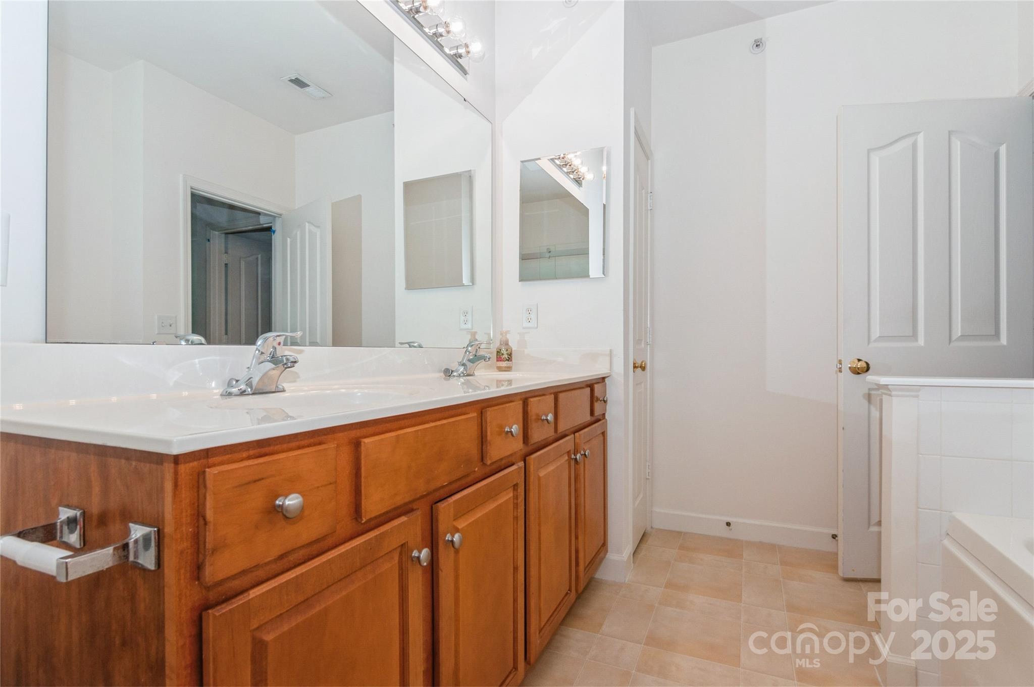 11863 Ridgeway Park Drive Charlotte NC 28277
