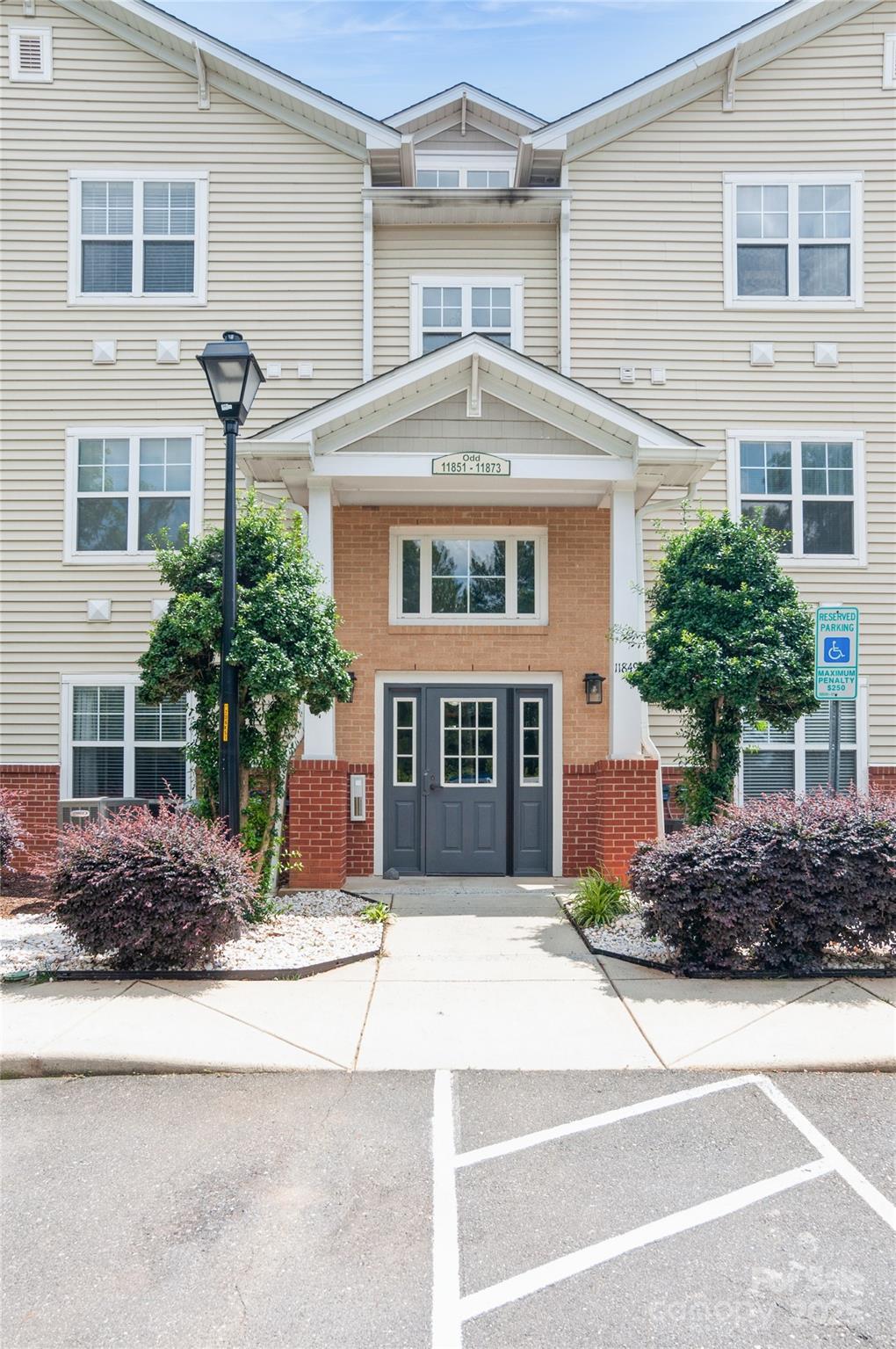 11863 Ridgeway Park Drive Charlotte NC 28277