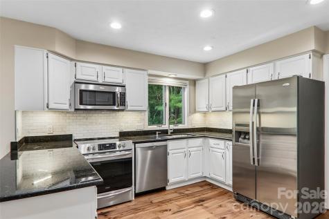 405 Wild Oak Lane Hendersonville NC 28791