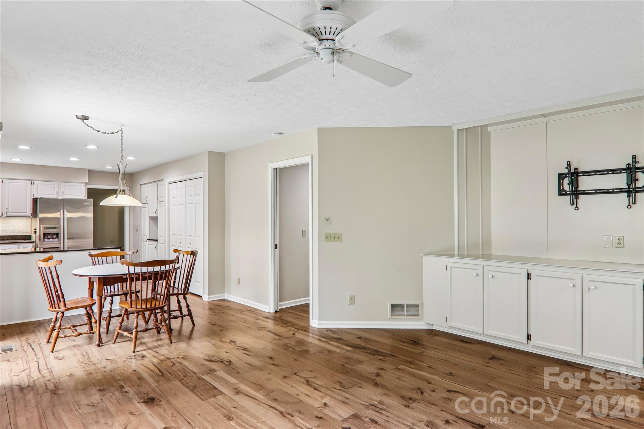 405 Wild Oak Lane Hendersonville NC 28791