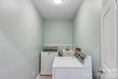 405 Wild Oak Lane Hendersonville NC 28791