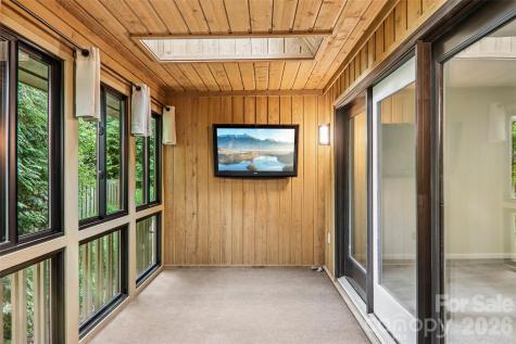 405 Wild Oak Lane Hendersonville NC 28791
