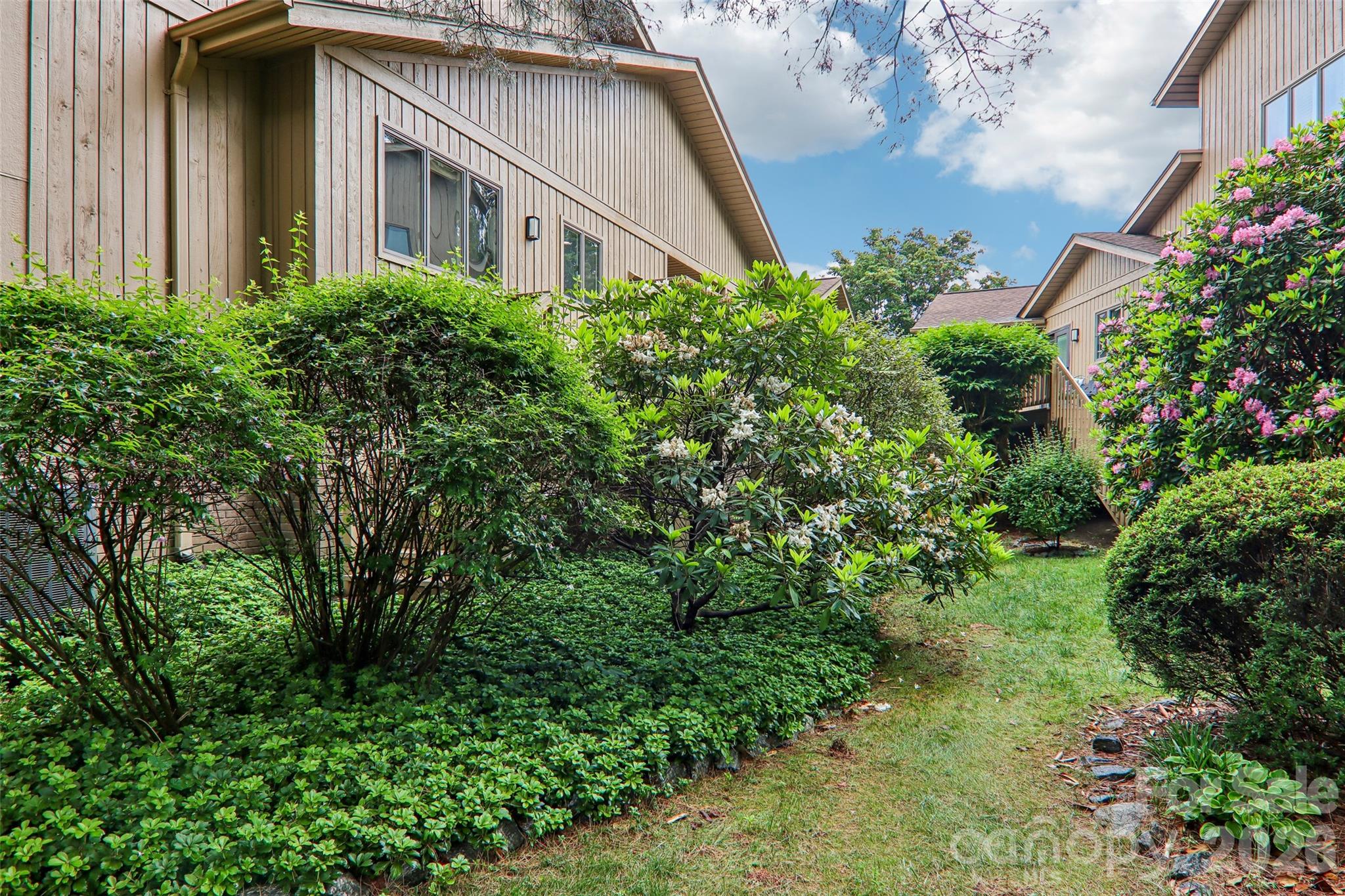 405 Wild Oak Lane Hendersonville NC 28791