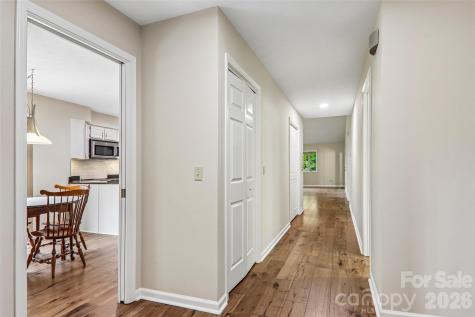 405 Wild Oak Lane Hendersonville NC 28791