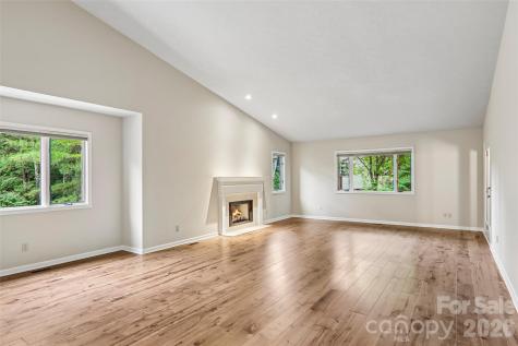 405 Wild Oak Lane Hendersonville NC 28791