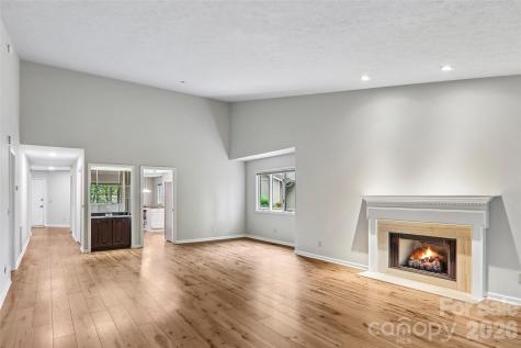 405 Wild Oak Lane Hendersonville NC 28791