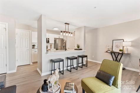 1620 Arlyn Circle Charlotte NC 28213