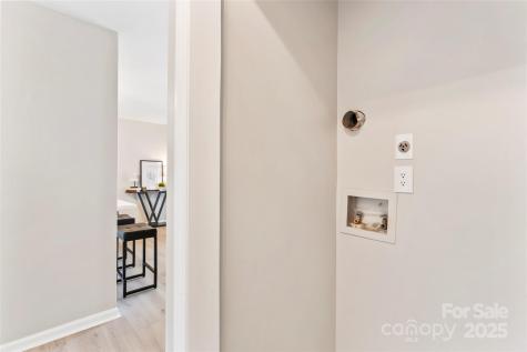 1620 Arlyn Circle Charlotte NC 28213