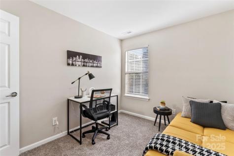 1620 Arlyn Circle Charlotte NC 28213