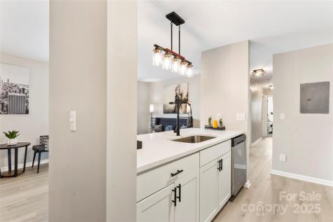 1620 Arlyn Circle Charlotte NC 28213