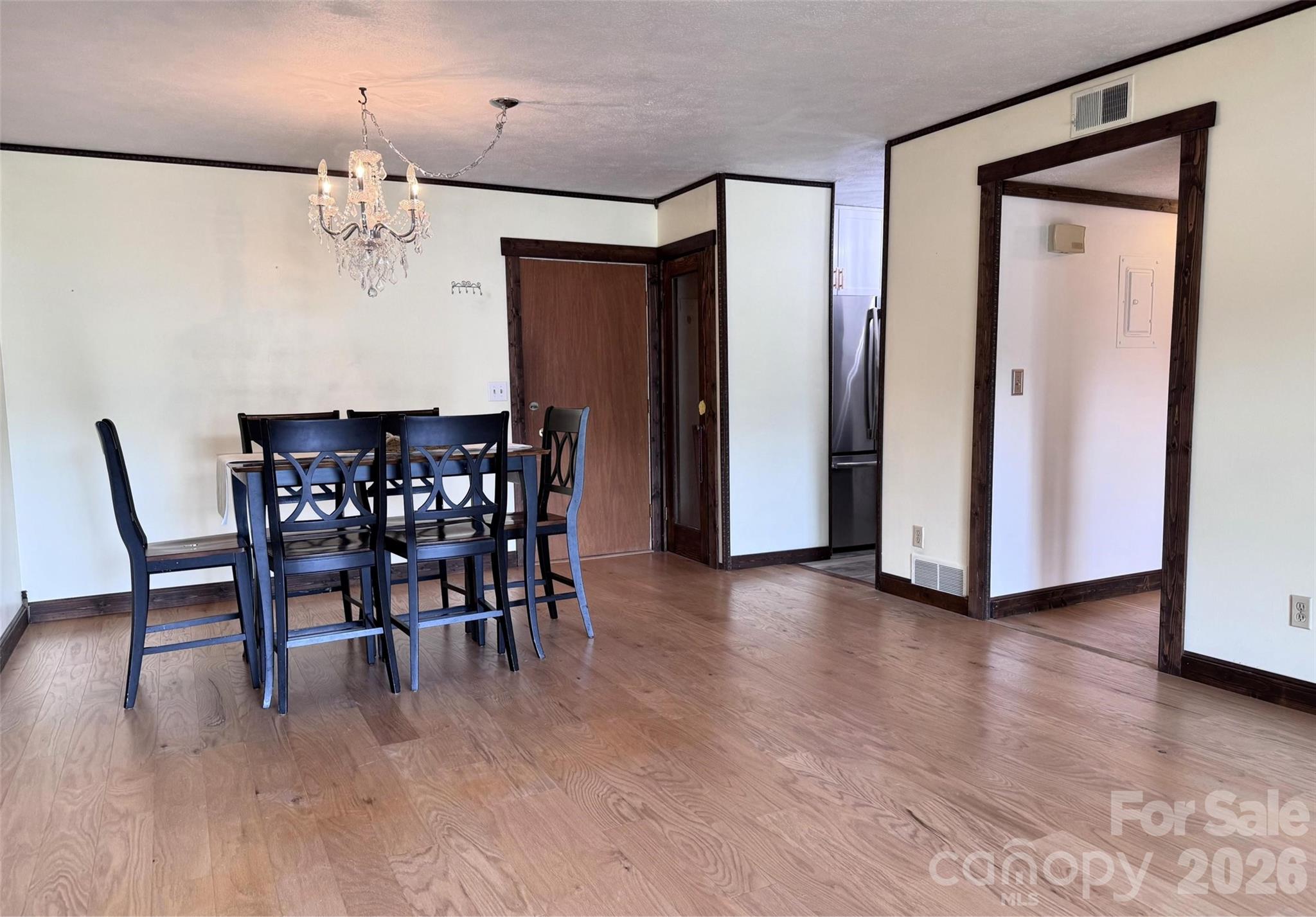 427 6th Avenue W Hendersonville NC 28739