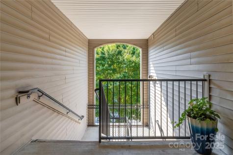 332 Appeldoorn Circle Asheville NC 28803