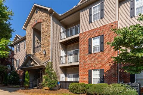 332 Appeldoorn Circle Asheville NC 28803