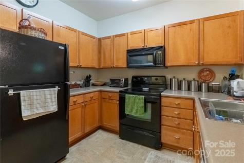 332 Appeldoorn Circle Asheville NC 28803