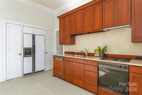 60 Haywood Street Asheville NC 28801