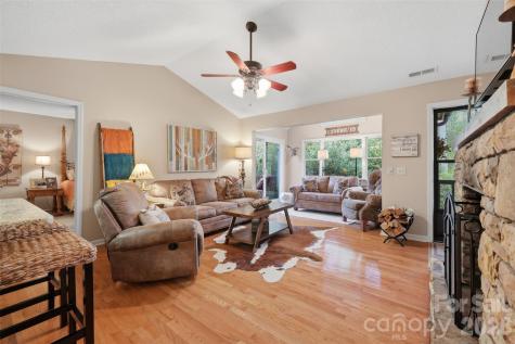 155 Glen Burney Lane Blowing Rock NC 28605